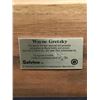 Image 3 : LTD. EDITION SALVINO WAYNE GRETZKY STATUE /950 (UPPER DECK COA)