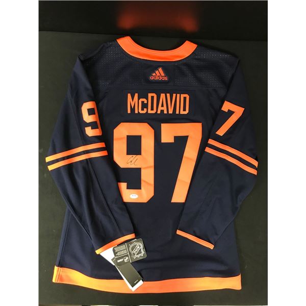 CONNOR MCDAVID SIGNED EDMONTON OILERS PRO JERSEY (BECKETT LOA)