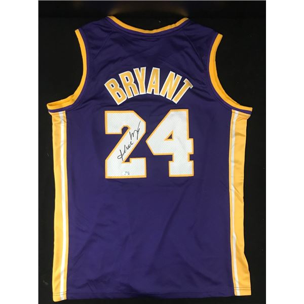 KOBE BRYANT SIGNED LA LAKERS JERSEY (PANINI COA)