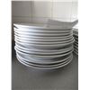 Image 2 : LOT DE 13 ASSIETTES PROFONDE 12”