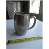 Image 1 : LOT DE 4 PICHETS STAINLESS