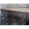 Image 2 : TABLE EN BOIS 60”