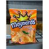 Image 2 : CASE LOT - Maynards Fuzzy Peach Candy 12 x 154g