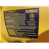 Image 5 : DeWalt DXF1616 -  16 Inch 3-Speed Benchtop and Hanging Drum Fan