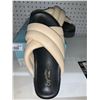 Image 2 : Seychelles Driving Force Sandles Ladies Size 7