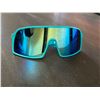 Image 1 : Lot of 12 Truly Sunglasses