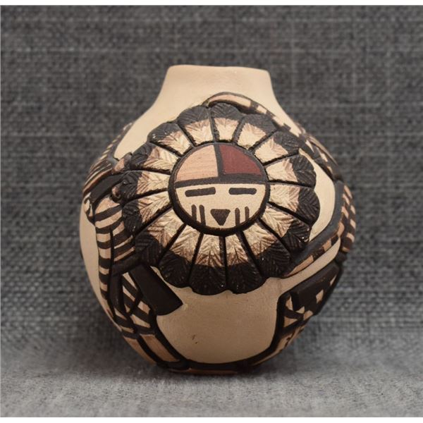 HOPI POTTERY SEED JAR (CARLA NAMPEYO)