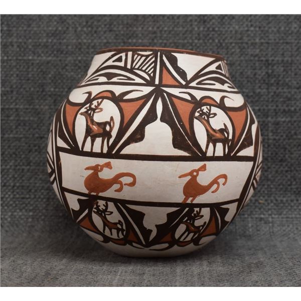 ZUNI POTTERY OLLA (JENNIE LAATE)