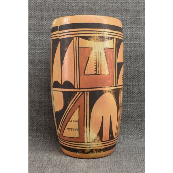 HOPI POTTERY CYLINDER