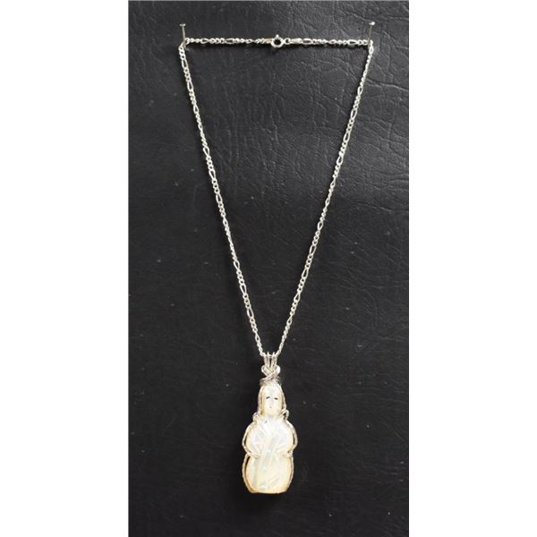 ZUNI FETISH PENDANT (SIGNED)