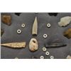 Image 6 : PREHISTORIC ARROWHEADS AND BEADS