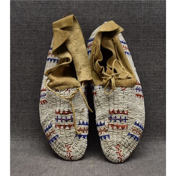 CHEYENNE MOCCASINS