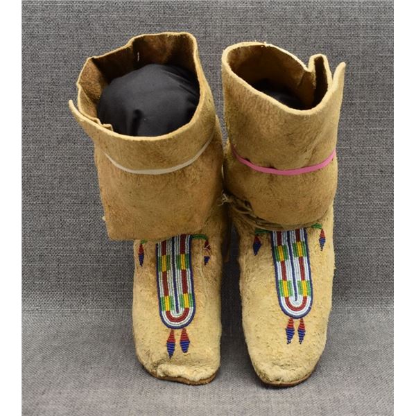 BLACKFOOT MOCCASINS
