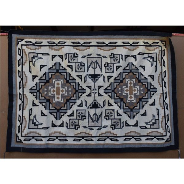 NAVAJO TWO GREY HILLS TEXTILE