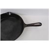 Image 4 : G.S.W.Castlays Ltd. Cast Iron Skillet No 9