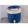 Image 3 : Coleman Cooler- 24'' x 13'' x 14'', Thermos Water Dispenser