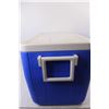 Image 8 : Coleman Cooler- 24'' x 13'' x 14'', Thermos Water Dispenser