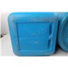 Image 4 : (2) 5 Gallon Water Jugs