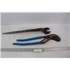 Image 1 : 1 1/2'' Spud Wrench, Large Pair Of Channel Locks