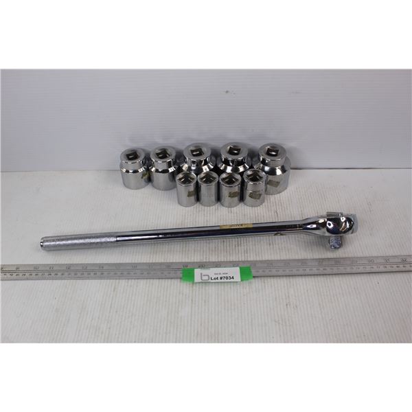 3/4'' Drive Rachet w/ (9) Sockets