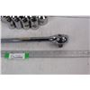 Image 3 : 3/4'' Drive Rachet w/ (9) Sockets