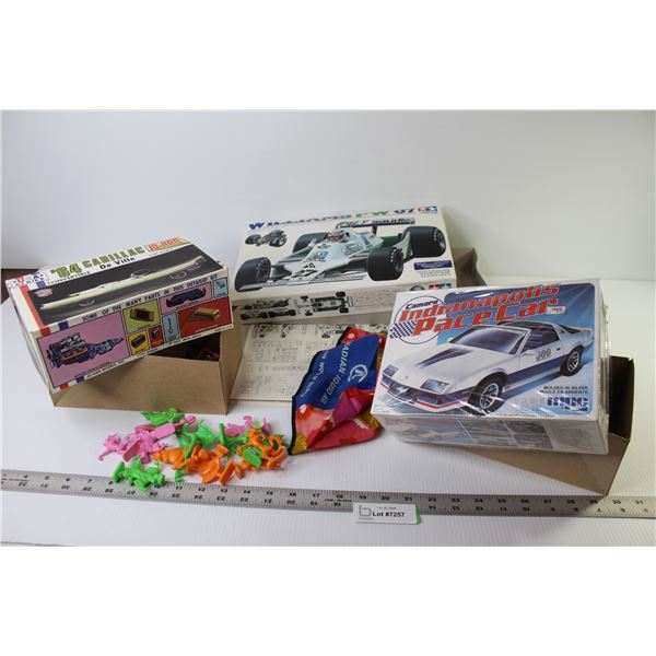 (3) Empty Model boxes - Vintage Plastic Figures - Canadian Liquid Air Welding Cap