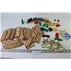 Image 1 : Magnetic Wooden Play Train Set - Misc. Items