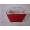 Image 2 : (2) Vintage Pyrex Red Refrigerator Dish with Ribbed Lid- the other has no lid