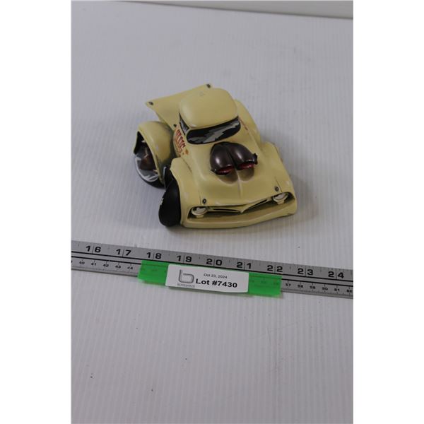 1950s Ford Decor "Slug Racing"