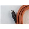 Image 2 : Heavy Duty Extension Cord - working