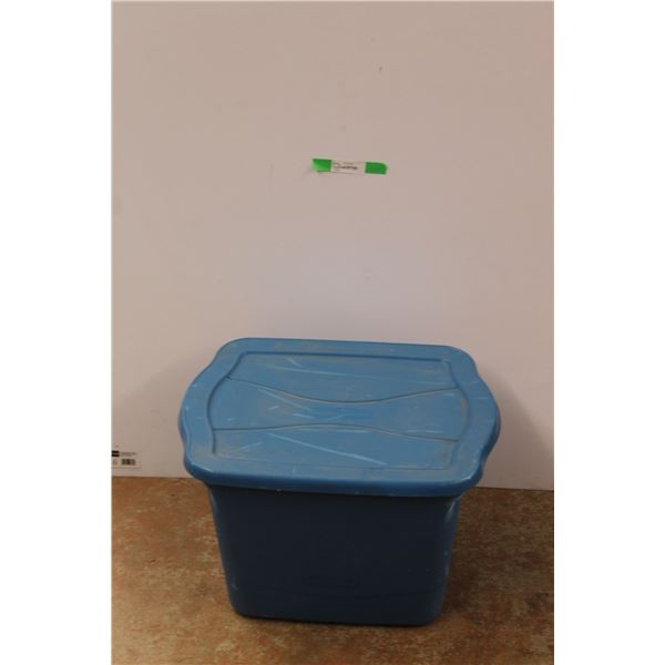 *Rubbermaid 68.1L Container