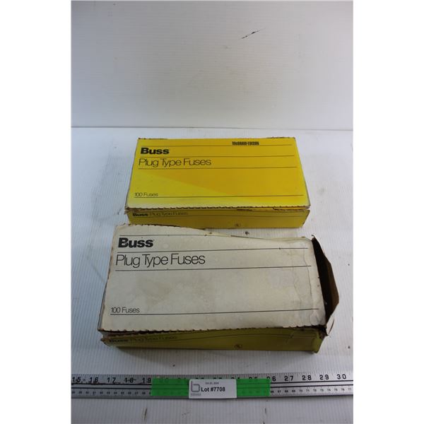 (100+) Buss Plug Type Fuses - As Is