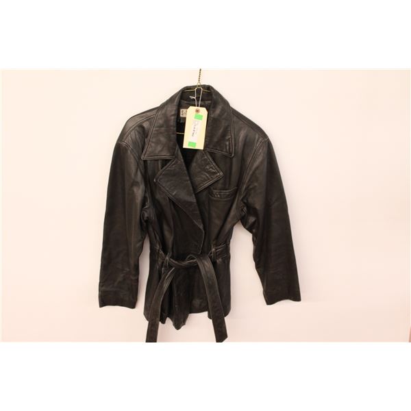 *Studio - Ladies Leather Jacket (Size Sm)