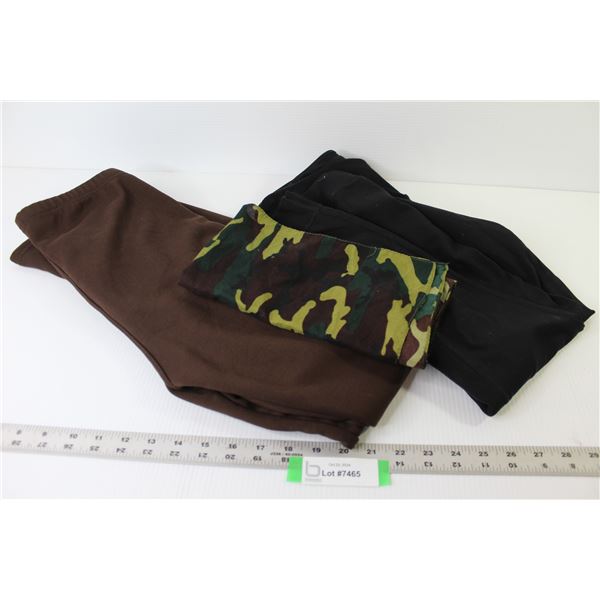 Ladies Gapfit Pants (Size Lg) - Cozy Sweat Pant (Size M/Lg) - Camo Bandana