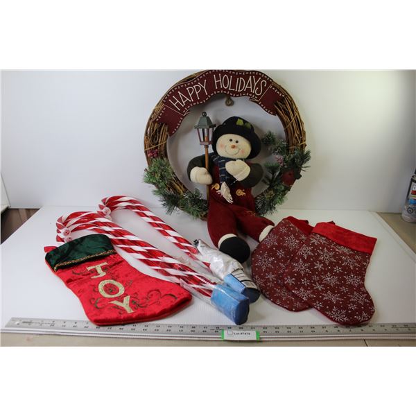 Christmas Items - Snowman Wreath - (6) Candle Lights - (3) Stockings
