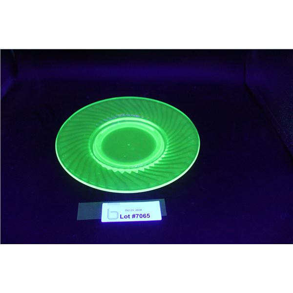 Uranium Glass 8'' Plate