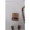Image 4 : Costume Jewellery Necklace w/ matching Earing, 10k Gold Broch, Cannot Guarantee Authenticity