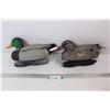 Image 1 : (2) Final Approach Plastic Duck Decoys