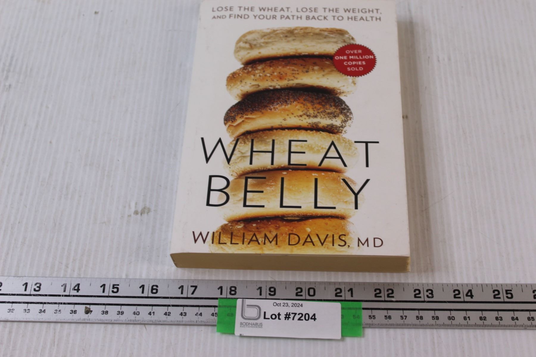 Book: Wheat Belly by William Davis - Bodnarus Auctioneering