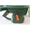 Image 4 : Scott's Handheld Fertilizer/Seed Spreader & Lawn Edging Kit