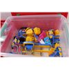 Image 3 : Mini Brands Grocery Store, Assorted Display Figurines in Storage Tote