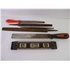 Image 4 : (15) Metal Files and (1) Level