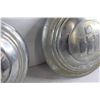 Image 4 : (2) Vintage International Harvester Hubcaps