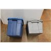 Image 5 : * Plastic Container and a Tote