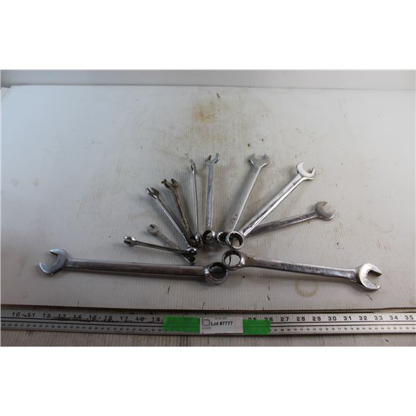 (11) Wrenches