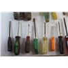 Image 6 : (25) Screwdrivers and (2) Metal Files