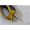 Image 7 : Air Compressor Nozzle and Hand Saw