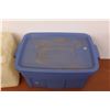 Image 4 : *(2) Rubbermaid Tubs (1) Missing Lid, Large Water Jug