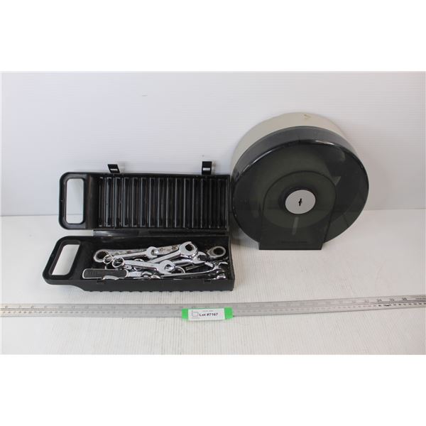 Kimberly Clark Round Toilet Paper Dispenser, Various Imperial Wrenches In Cassette Case