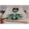 Image 2 : NBA Basketball Trading Cards, NHL Hockey Trading Cards, Vanscoy Kid's Hockey Jersey, Recorder, Decor
